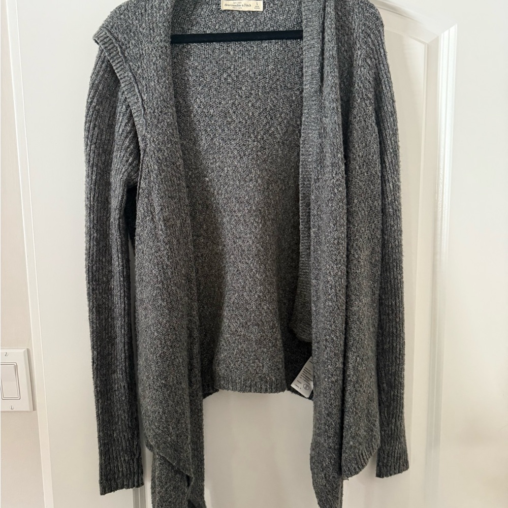 Abercrombie & Fitch Heather Gray Cardigan